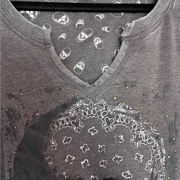 Goth Sweatshirt with V-neck cut Soft Stretchy Stonewashed Gray Jewel accent 3X - Picture 5 of 11